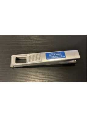 Vintage Cast Aluminum Brevettato Garlic Press Self-Cleaning Made in Italy .
